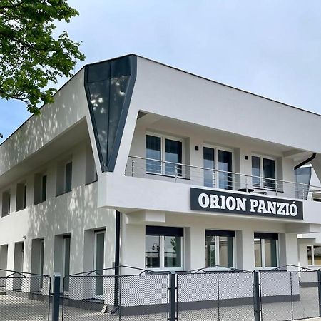 Orion Panzio Bed and Breakfast Hajdúszoboszló Eksteriør billede