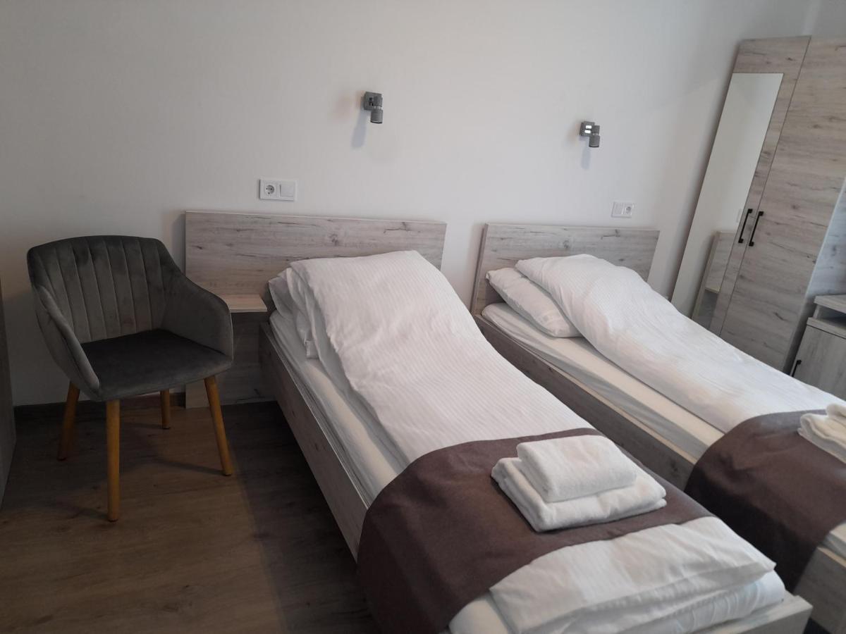 Orion Panzio Bed and Breakfast Hajdúszoboszló Eksteriør billede
